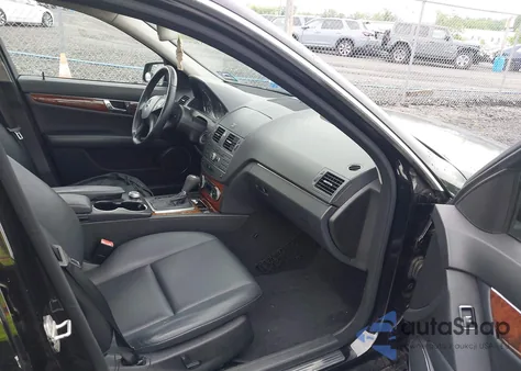 2011 Mercedes-Benz C 300 Luxury 4Matic/Sport 4Matic from USA, damaged, VIN WDDGF8BB8BR141526